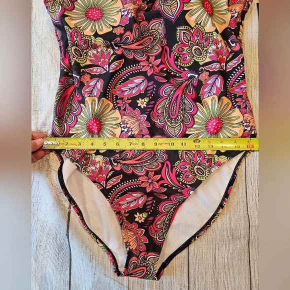 Nicole Miller Studio Plus Size •1X• Meadow Floral 1 Pc Swimsuit Scoop Back ☆NWT - Picture 3 of 10